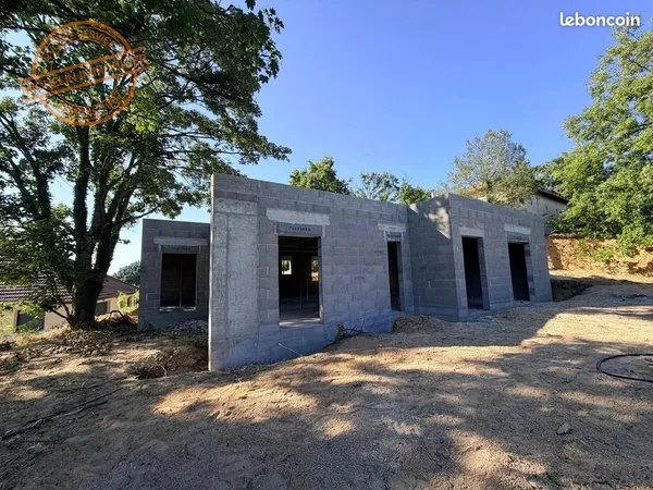 Terrain 762 m² Massieux