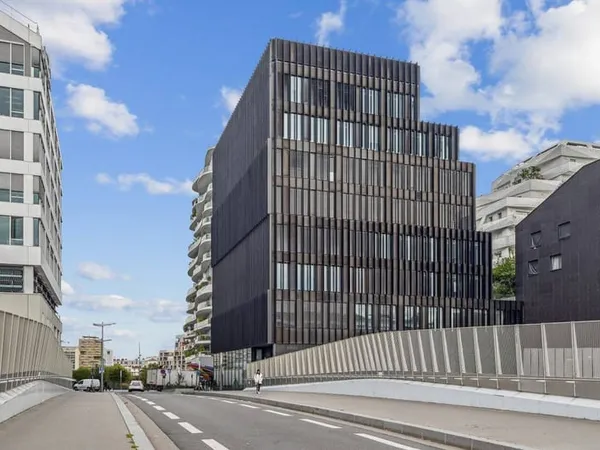 Bureaux 340 m²