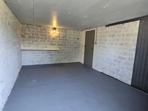 Garage privé a louer