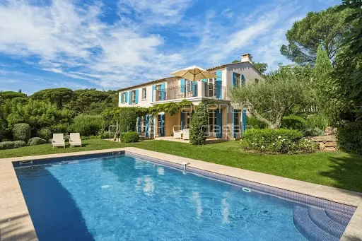 Villa 5 pièces 153 m²