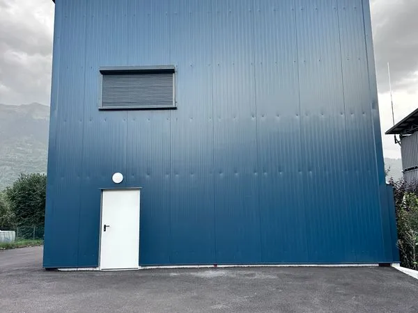 Local d’activité et entrepôt Location Frontenex 2p 80m² 880€