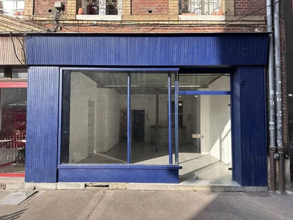 Boutique 54 m²