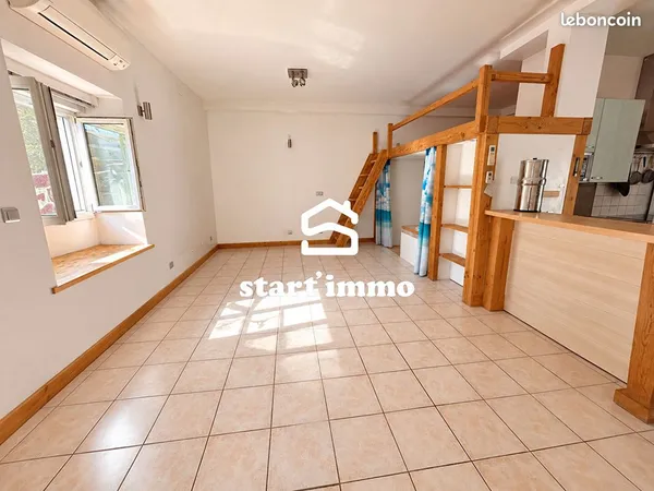 Loft 2 pièces 67 m²