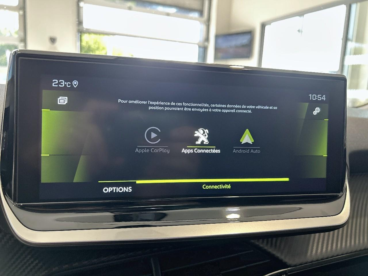 Peugeot 2008 1.2 puretech 130ch s&s roadtrip eat8 — photo 13