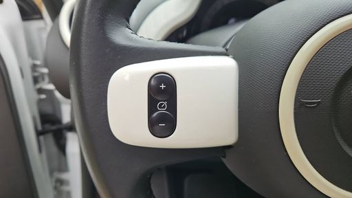 Renault Twingo E-Tech 81 22 kWh - Equilibre – 2022 – 33959 km – Électrique – Boîte Automatique — photo 20