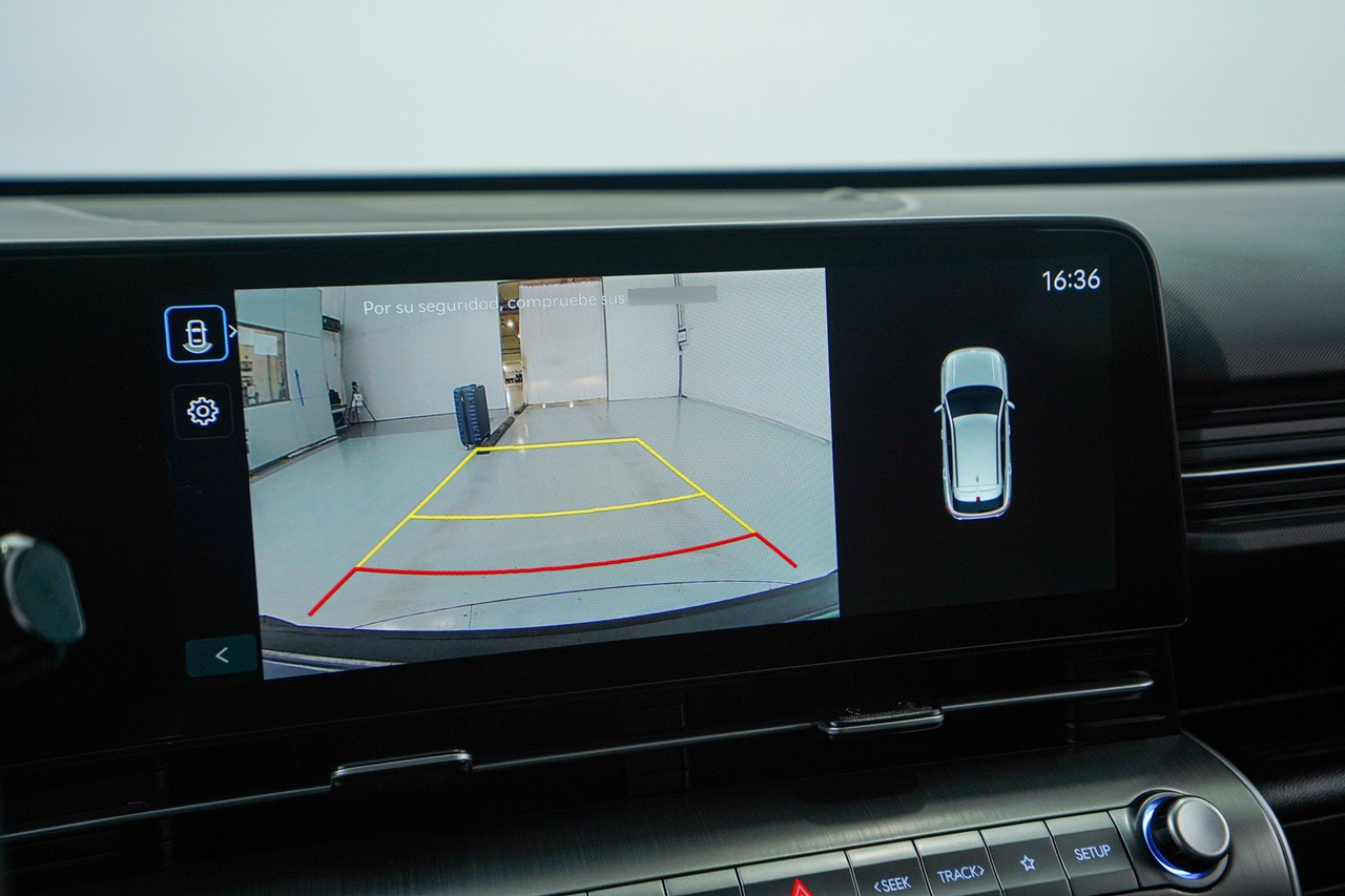 Hyundai Kona — photo 28