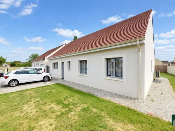 MAISON DE PLAIN-PIED - 4 CHAMBRES - PRUNAY-LE-GILLON