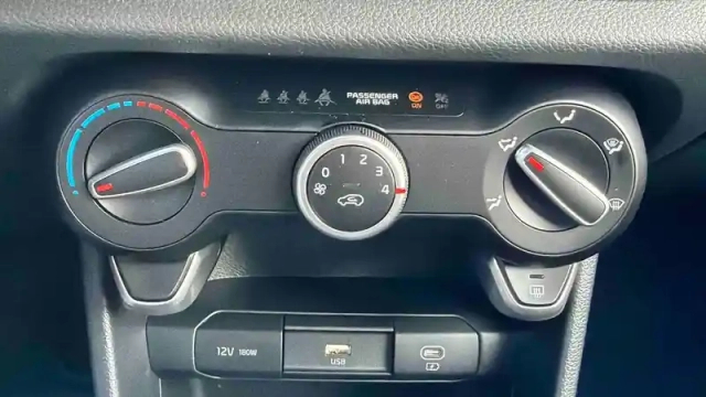 Kia Picanto 1.0 gdi 68 ch bvm5 — photo 20