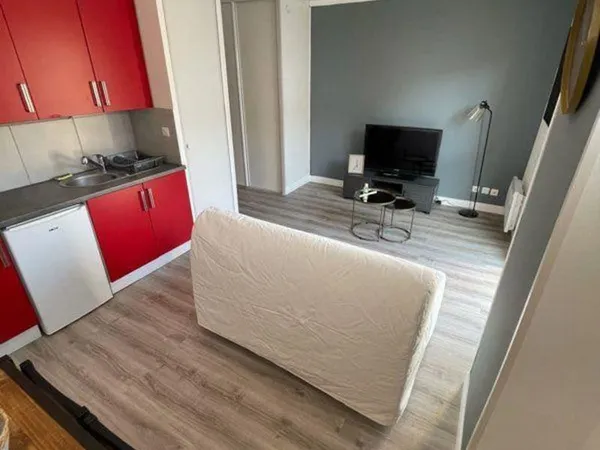 Beau studio meublé 22m² rue Ponsardin