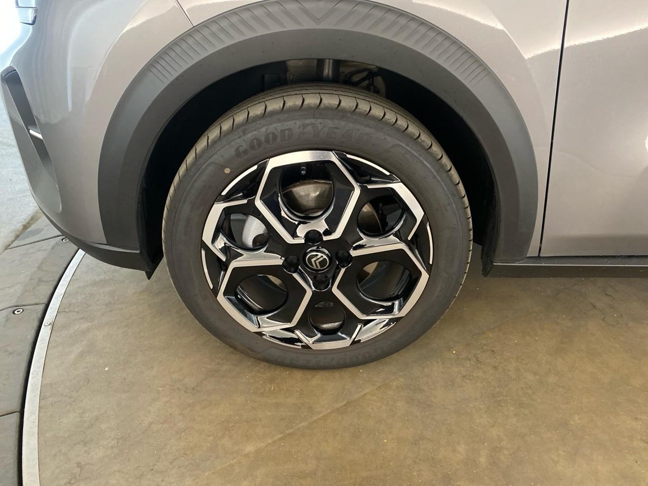 Citroën C3 hybride 110 ch automatique max — photo 11