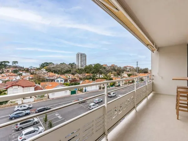 Appartement de 4 pièces avec balcon de 88 m2 situé à Arcachon - Idéal pour une famille