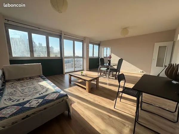 APPARTEMENT A LOUER CHATEAUROUX CENTRE 3 PIECES 80m2