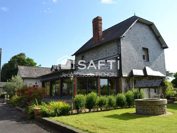 Maison 150 m² avec dépendances sur 9 400 m² de terrain  Ambrières-les-Vallées