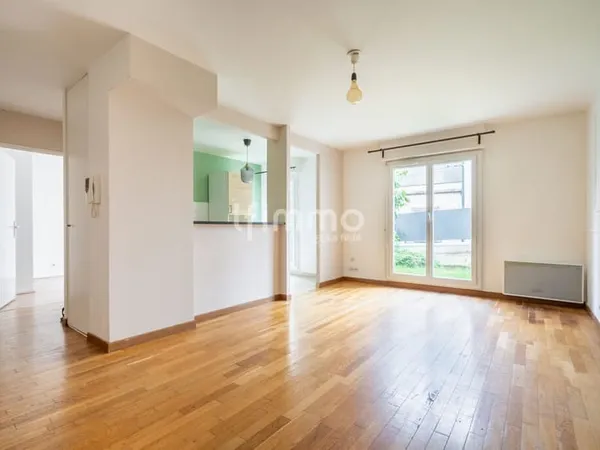 Le Raincy- Centre Ville- Appartement 2P 51m2 et Jardin 42m2- Pkg