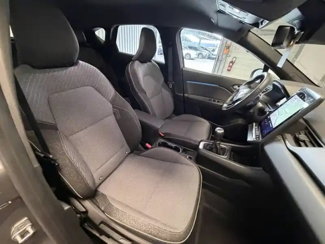 Renault Captur tce 90 ch — photo 11