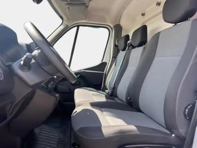 Renault Master fg f3500 l3h3 2.3 blue dci 135ch confort euro6e — photo 29
