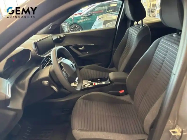 Peugeot 2008 electrique 50 kwh 136 ch — photo 9
