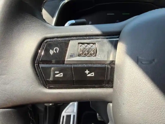 Ds Ds 7 crossback e-tense 225ch louvre — photo 12