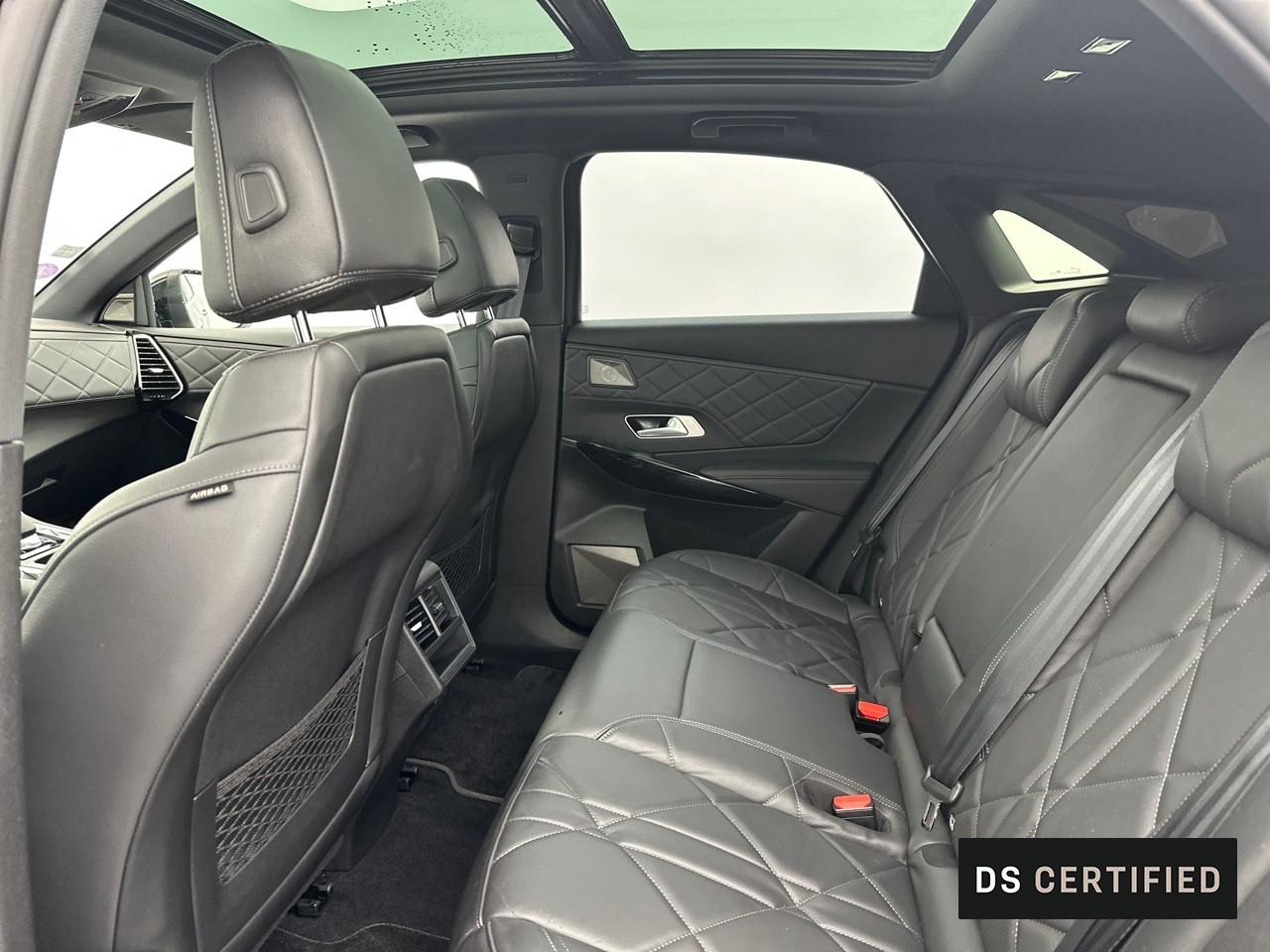 Ds Ds 7 crossback crossback hybride e-tense 300 eat8 4x4 rivoli — photo 13