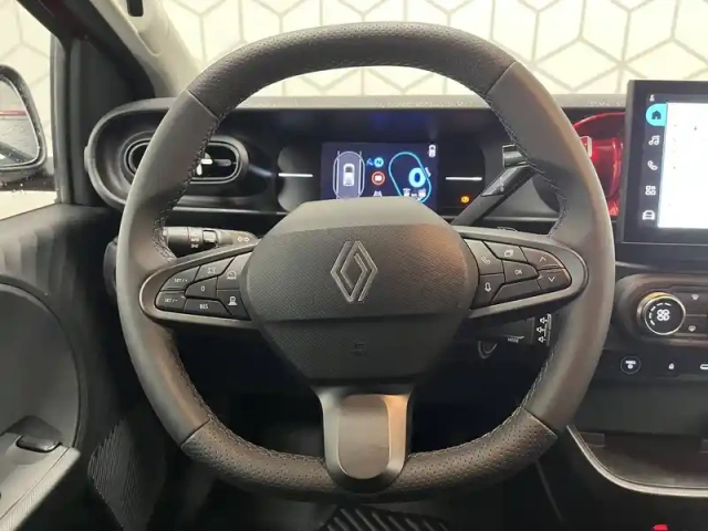Renault Twingo e-tech electrique 80 ch autonomie urbaine — photo 6