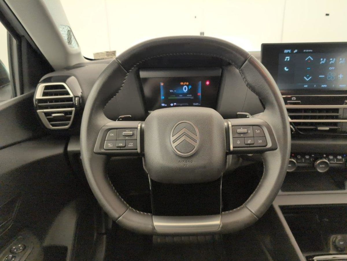 Citroën C4 — photo 13