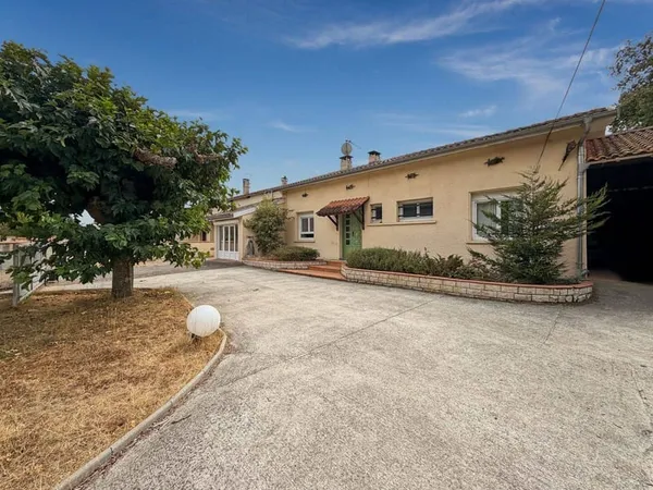 Maison 5 pièces 180 m²