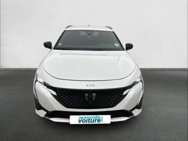 Peugeot 308 sw phev 225 e-eat8 — photo 2