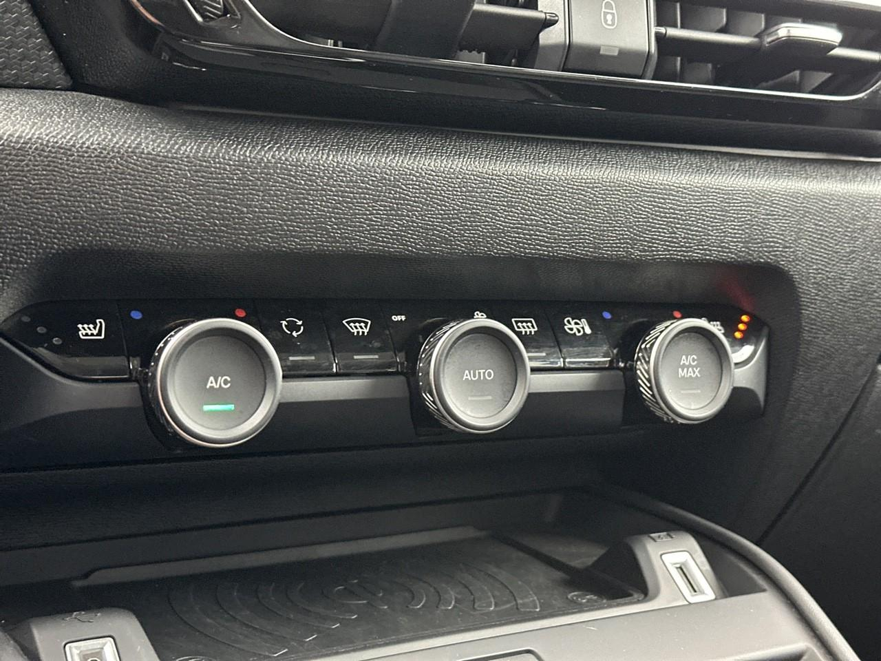 Citroën C4 bluehdi 130 s&s eat8 shine pack — photo 27