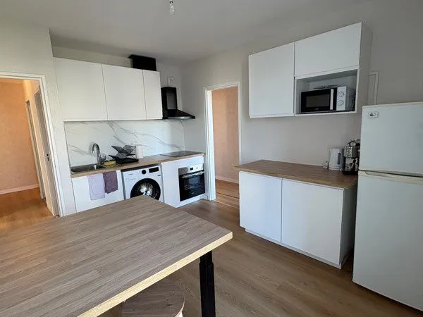 Chambres en colocation - T4 entièrement rénové & équipé - Rennes Henri freville (Métro à 10 min)