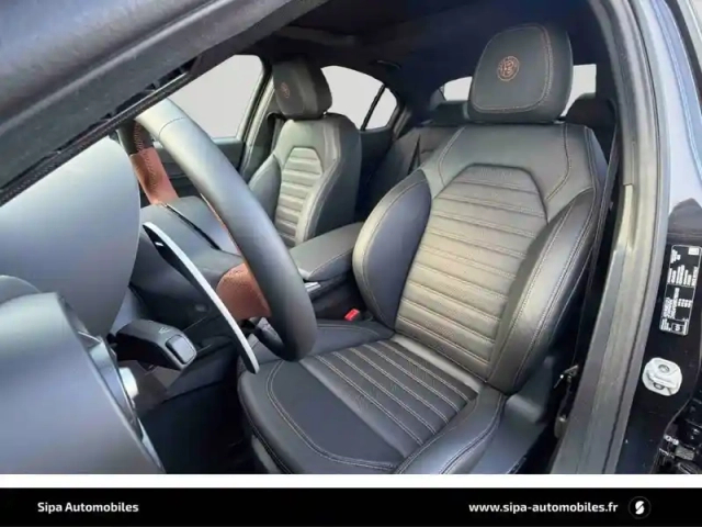 Alfa Romeo Giulia 2.2 210 ch at8 q4 — photo 6