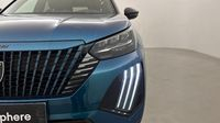 Peugeot 2008 1.2 Hybrid 145ch Allure e-DCS6 — photo 17