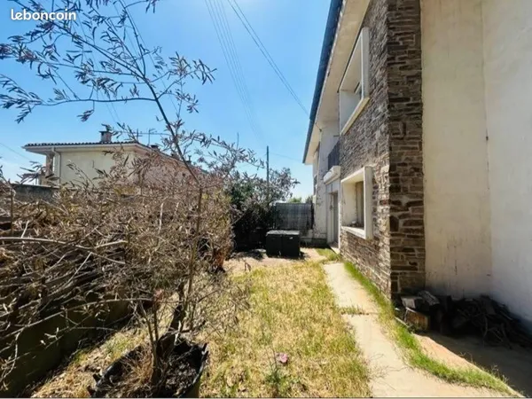 Maison 110 m2 avec jardin , 3 chambres