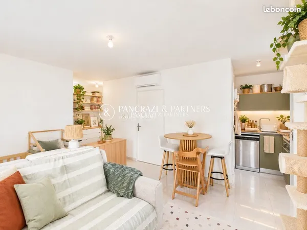 Studio 1 pièce 33 m²