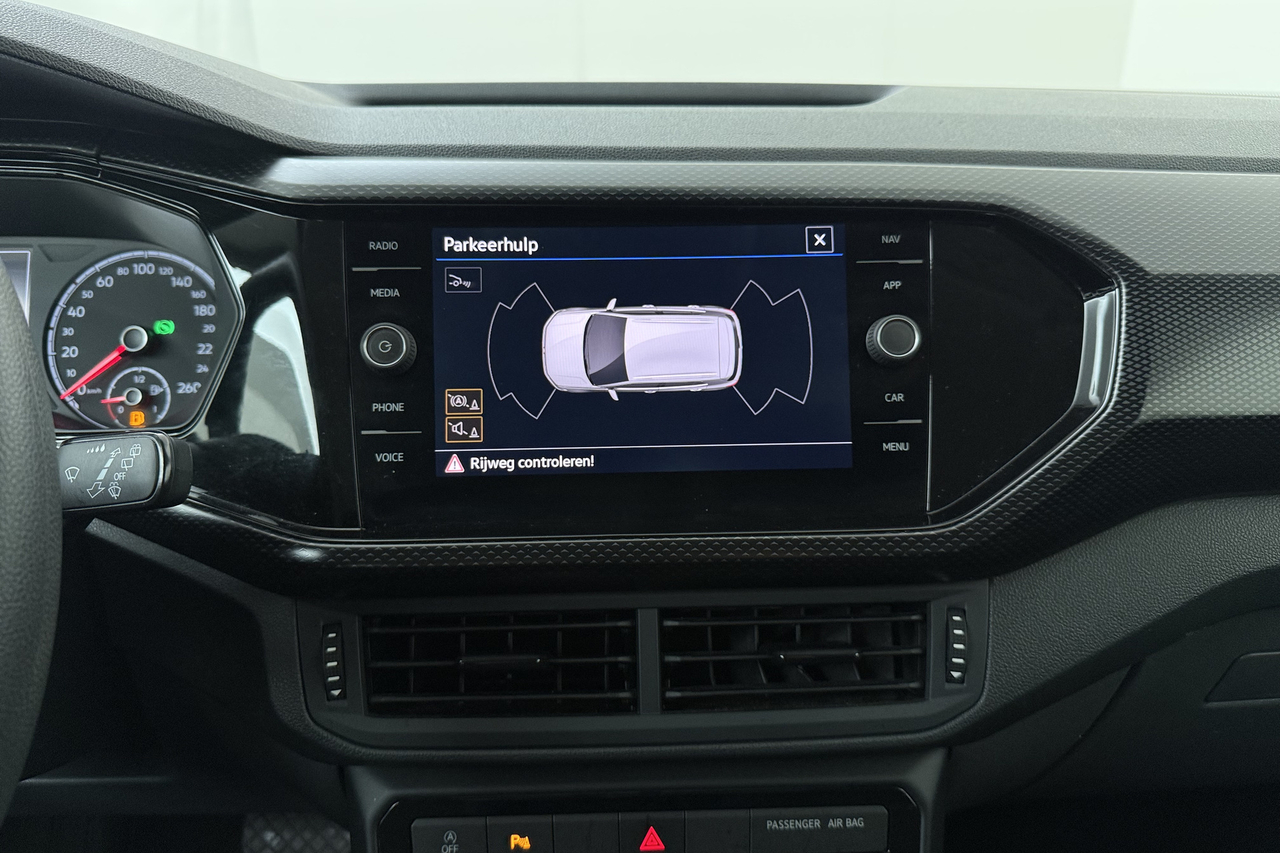 Volkswagen T-Cross — photo 13