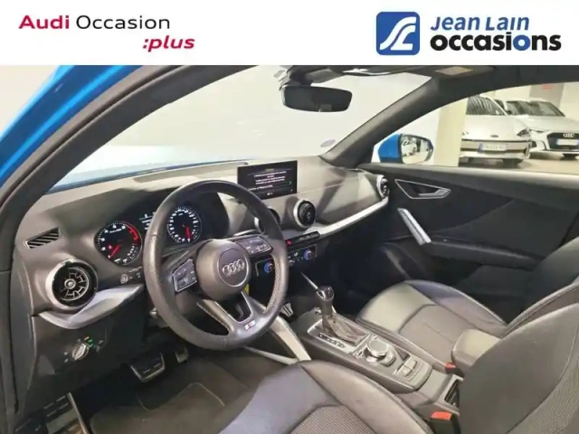 Audi Q2 35 tfsi 150 s tronic 7 — photo 11