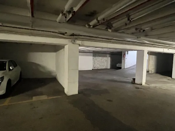 Loue parking
