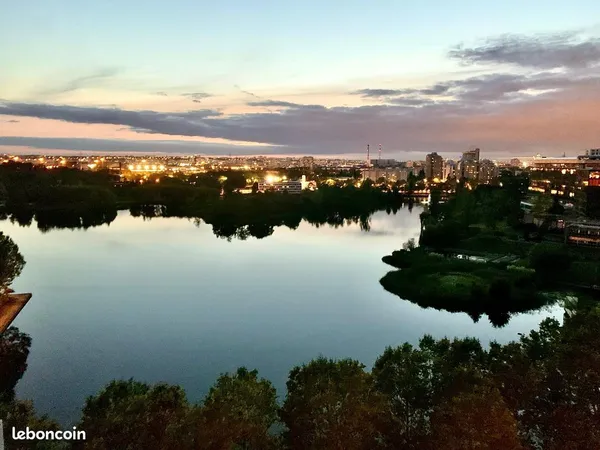 Appartement 4 pièces - 124 m² avec terrasse de 50 m² et vue sur le lac de Créteil