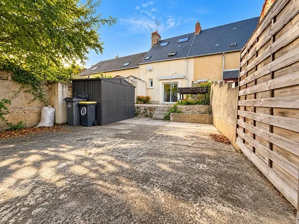 COUP DE CŒUR ! Maison de charme avec 3 chambres, jardin de 300 m² et 2 terrasses