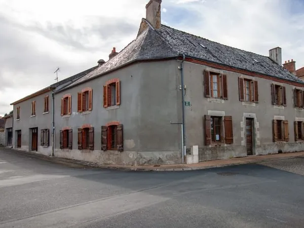 Au coeur de la région des 3 Lacs Un hôtel-restaurant au potentiel exceptionnel