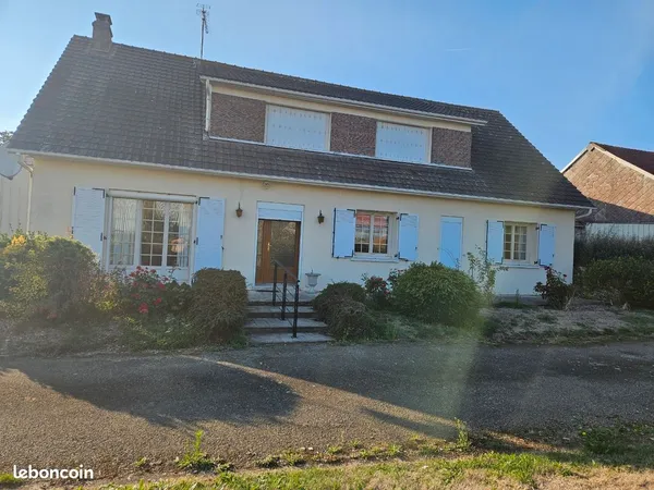 Maison 144 m2- 5 chambres- 1 hectare de terrain