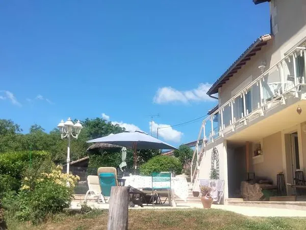 Maison 6 pièces 180 m²