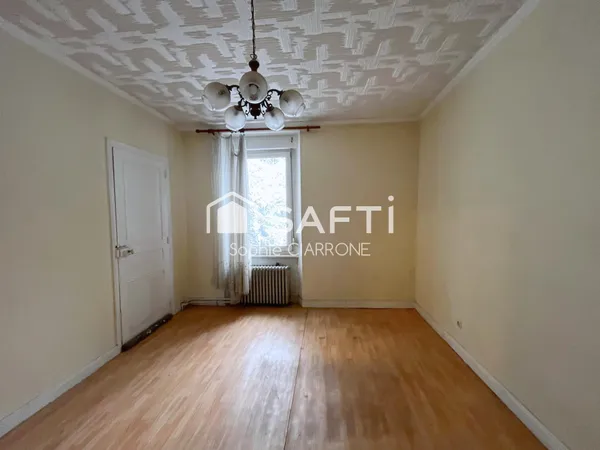 À VENDRE - Maison 95 m² sur 11 ares de terrain - Fort potentiel !