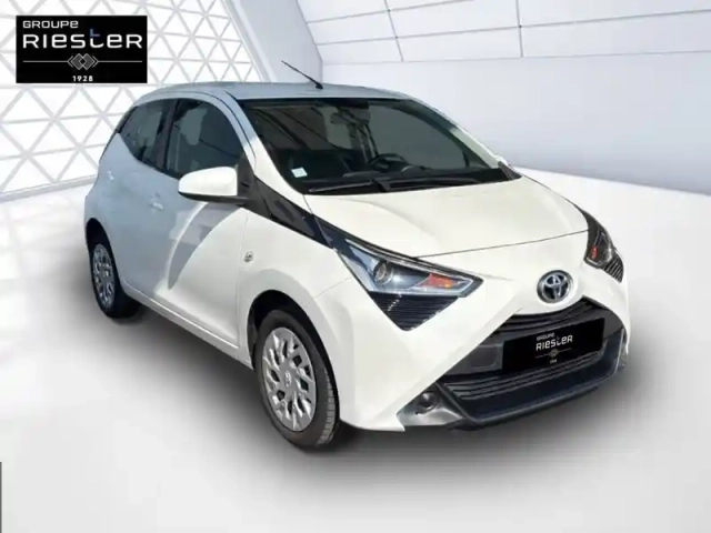 Toyota Aygo 1.0 vvt-i — photo 3