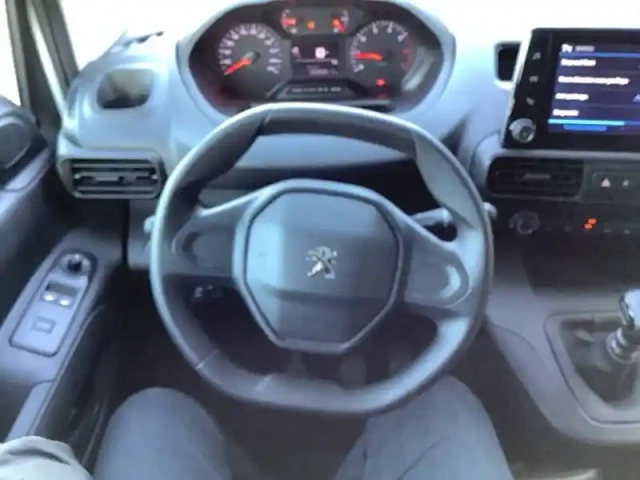 Peugeot Partner fourgon m 650 kg bluehdi 100 s&amp;s bvm6 — photo 30