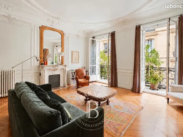 Appartement 6 pièces 168 m²