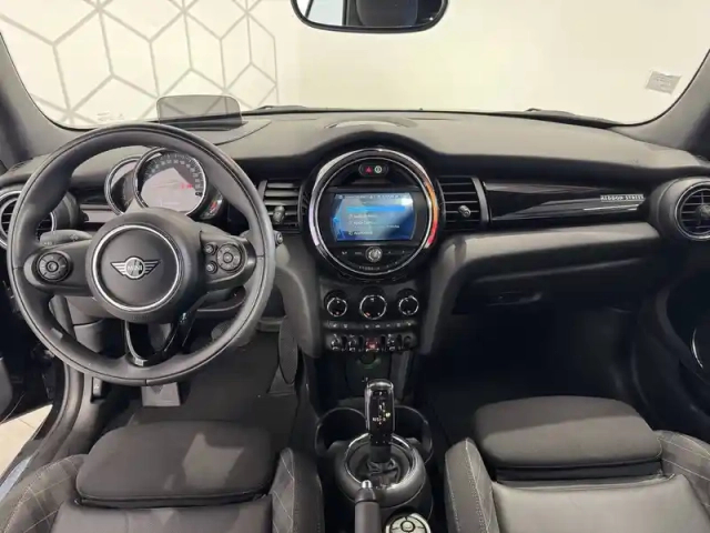 Mini Mini cabriolet cooper d 116 ch bva7 — photo 7