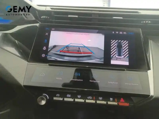 Peugeot 308 phev 180 e-eat8 — photo 20