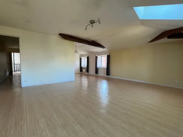 Appartement 2 pièces 65 m²