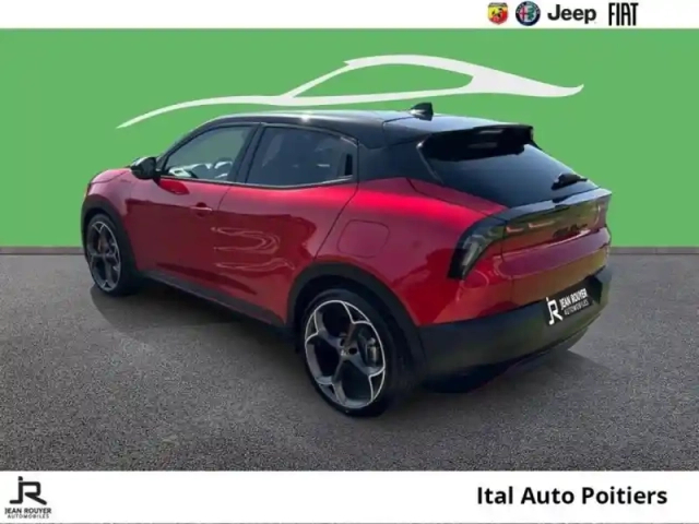 Alfa Romeo Junior elettrica 280ch veloce — photo 6