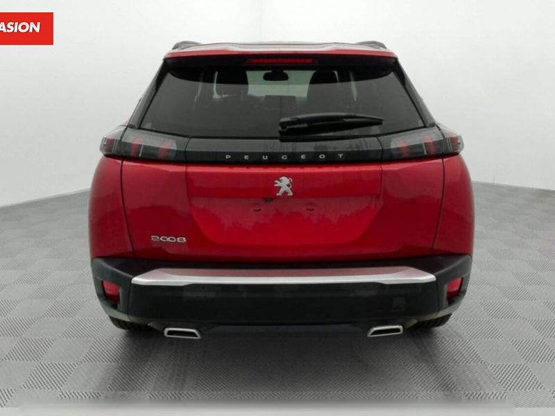 Peugeot 2008 II 1.2 PureTech 130ch Allure Pack EAT8 — photo 24